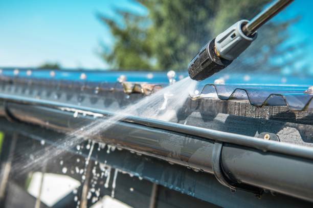 Why Choose Our Certified Pressure Washing Experts for Your Project Needs in Emerald Bay, TX?